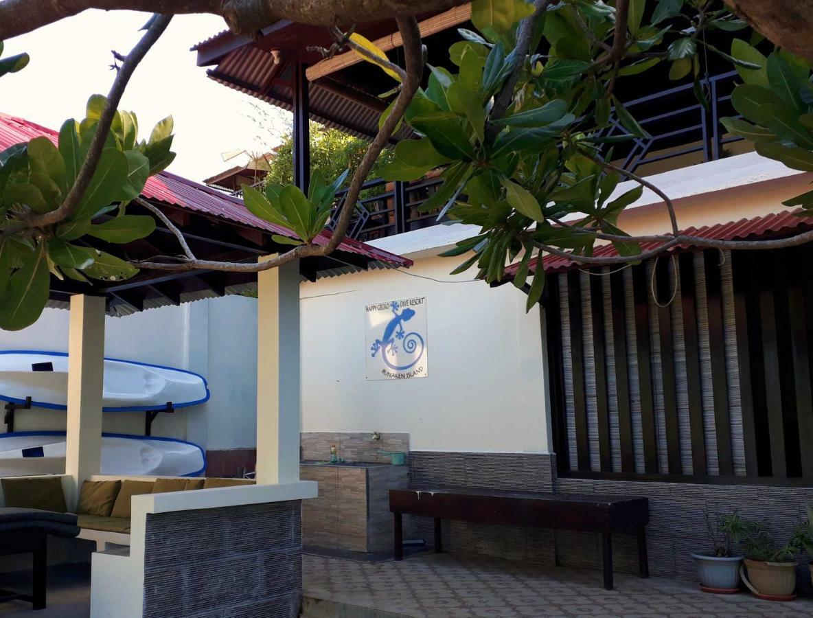 Happy Gecko Dive Resort ブナケン エクステリア 写真